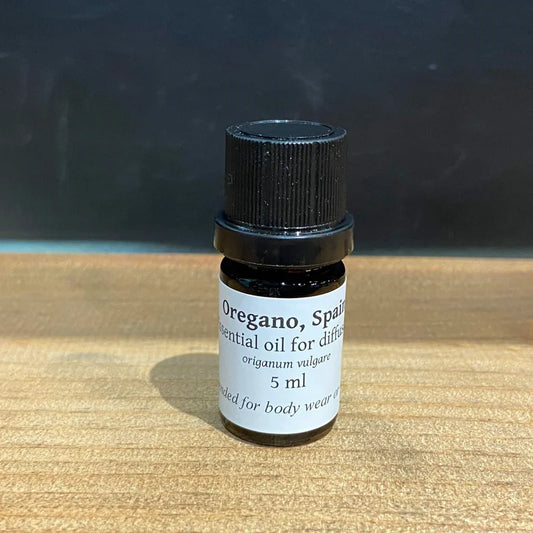 ESSENTIAL OIL: Oregano